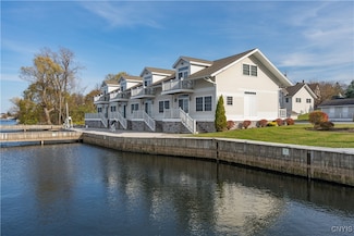 207 General Smith Dr, Sackets Harbor, NY 13685