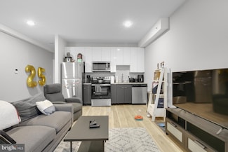 2150 N Front St Unit 4, Philadelphia, PA 19122