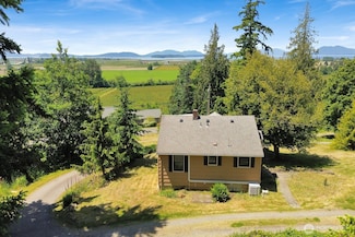 16071 Colony Rd, Bow, WA 98232