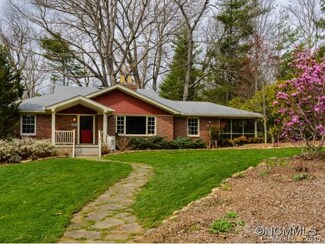 20 Woodcrest Rd, Asheville, NC 28804