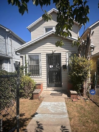 12313 144th St, Jamaica, NY 11436