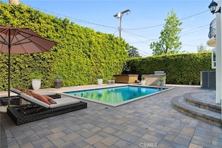 4818 Lemona Ave, Sherman Oaks, CA 91403