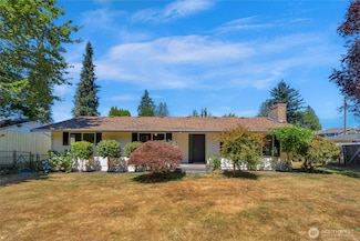 533 E Division St, Arlington, WA 98223