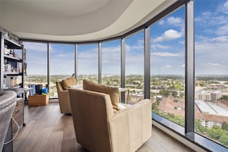 1701 Hermann Dr Unit 23B, Houston, TX 77004