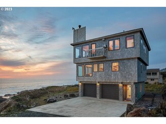 67 Windy Way St, Yachats, OR 97498