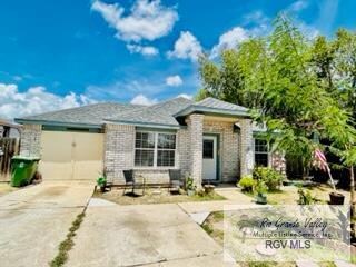 2877 Parkview Ln, Brownsville, TX 78526