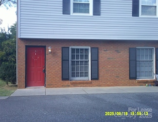 251 16th Ave NE, Hickory, NC 28601