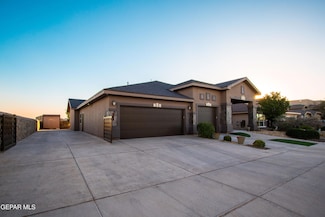 12812 Barstow Ave, El Paso, TX 79928