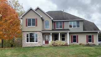 11811 Ridgemount Ave W, Hopkins, MN 55305