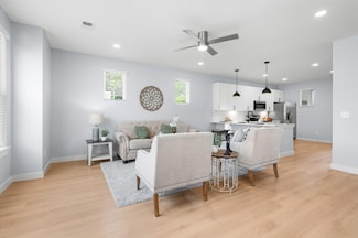 702 Laura Ward Place, Lebanon, TN 37087