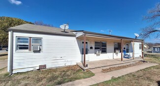 1120 N Glendale St, Wichita, KS 67208