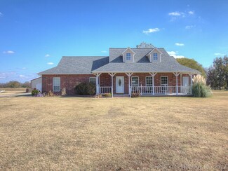 8250 N 242 Rd, Beggs, OK 74421