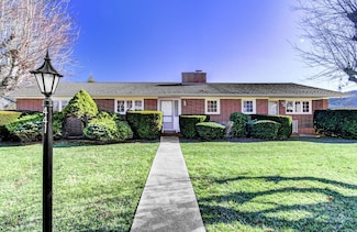 441 Mulberry St, Clyde, NC 28721