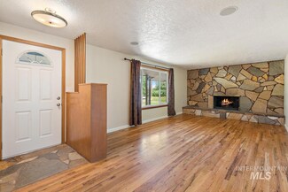 6209 W State St, Eagle, ID 83616