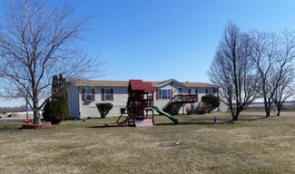 29905 S Klemme Rd, Beecher, IL 60401