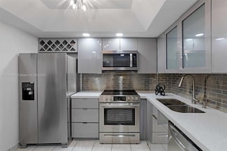 1623 Collins Ave Unit 812, Miami Beach, FL 33139