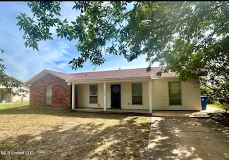 1308 Lombard St, Clarksdale, MS 38614