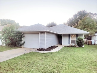 2787 Bay Club Dr, Navarre, FL 32566