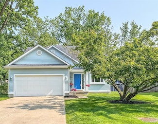 6021 Sipes Ln, Flint, MI 48532