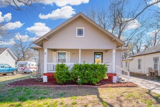 711 E 7th St, Newton, KS 67114