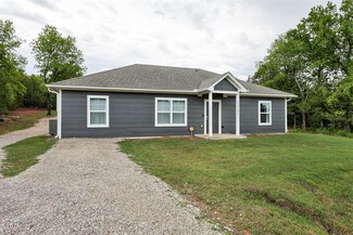 332191 E Caprock Dr, Wellston, OK 74881