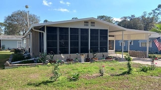 366 Camellia Dr, Fruitland Park, FL 34731