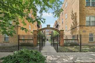 1639 W Farwell Ave Unit 1, Chicago, IL 60626