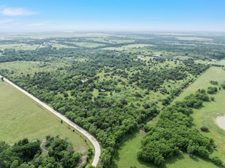 284 Lcr 108, Birome, TX 76673