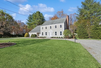 49 Alexandra Dr, Stamford, CT 06903