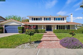903 Meander Dr, Walnut Creek, CA 94598