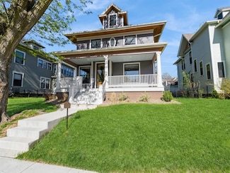 833 19th St, Des Moines, IA 50314