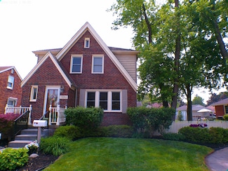 15553 Mclain Ave, Allen Park, MI 48101