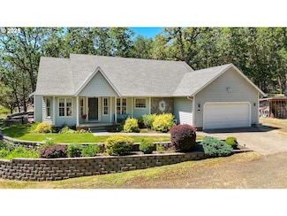 7654 N Bank Rd, Roseburg, OR 97470