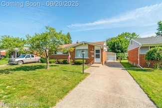 32622 Parkwood St, Westland, MI 48186