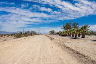 76400 Diamond Bar Rd, Twentynine Palms, CA 92277