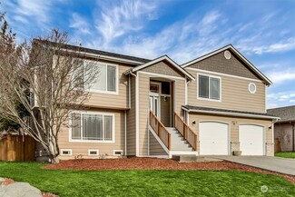 18513 Balmoral Dr, Arlington, WA 98223