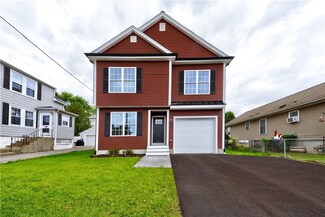 47 Saint Simon St, Woonsocket, RI 02895