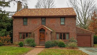 350 Lake St, Belmont, MA 02478