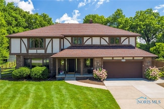 6608 Inglewood Rd, Holland, OH 43528
