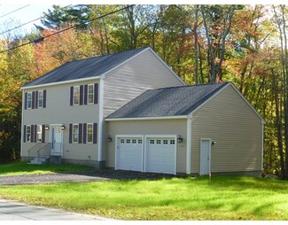 139 Quinapoxet St, Holden, MA 01520