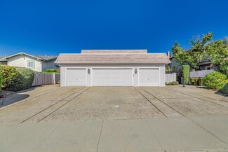 10296 Alpine Dr, Cupertino, CA 95014