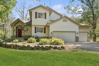 22207 Yancy St NE, Cedar, MN 55011