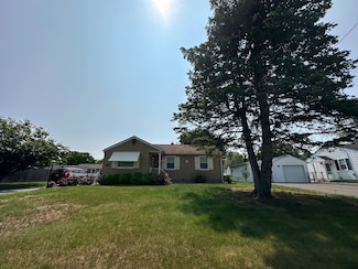 103 Gelinas Dr, Chicopee, MA 01020