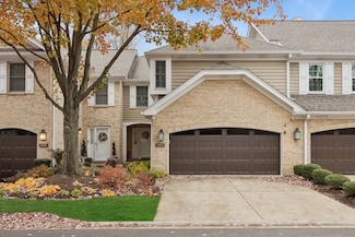11152 Indian Woods Dr Unit 35B, Indian Head Park, IL 60525