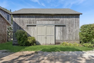 335 Herricks Ln, Jamesport, NY 11947