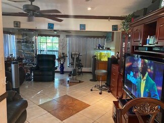 551 SW 27th Terrace, Fort Lauderdale, FL 33312