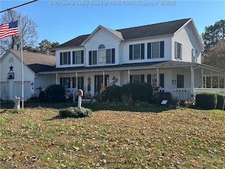 6155 Union Campground Rd, Letart, WV 25253