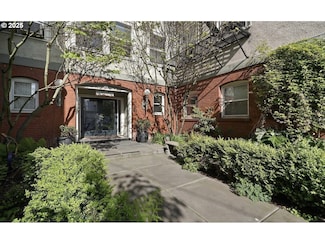 731 SW King Ave, Portland, OR 97205