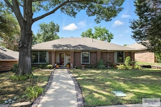9128 Sweetwater Dr, Dallas, TX 75228