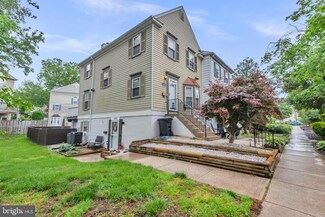 1458 Blockton Ct, Crofton, MD 21114